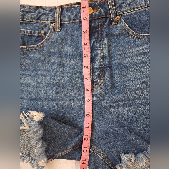 WILD FABLE Blue High-Waisted Jean Shorts - Picture 6 of 10